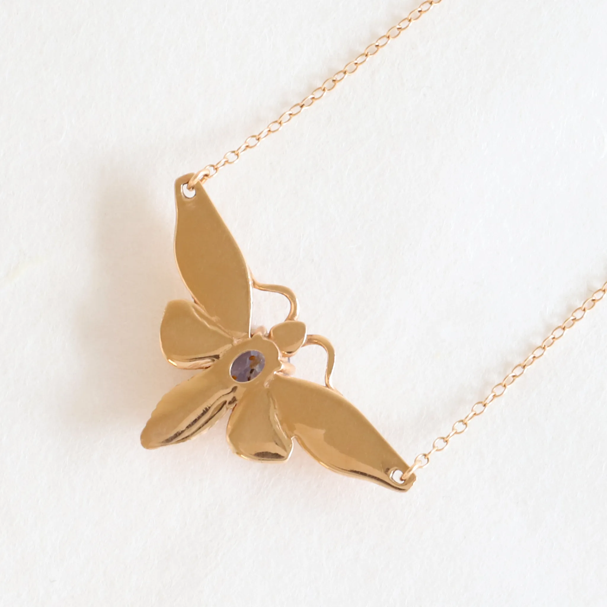 1.60 ct Oval Rustic Lavender Sapphire Moth Pendant in Rose Gold