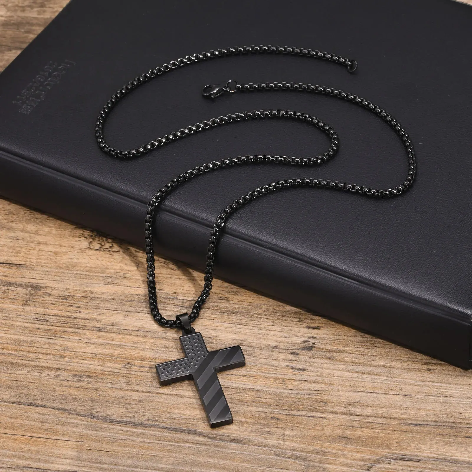 American Flag Cross Pendant Necklaces for Men Boys