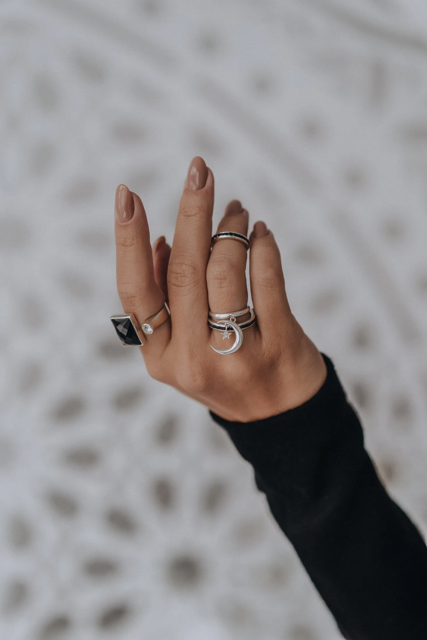 Black Zircon Line Ring