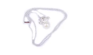 Butterfly Imitation Pearl Romantic Pendant Necklace
