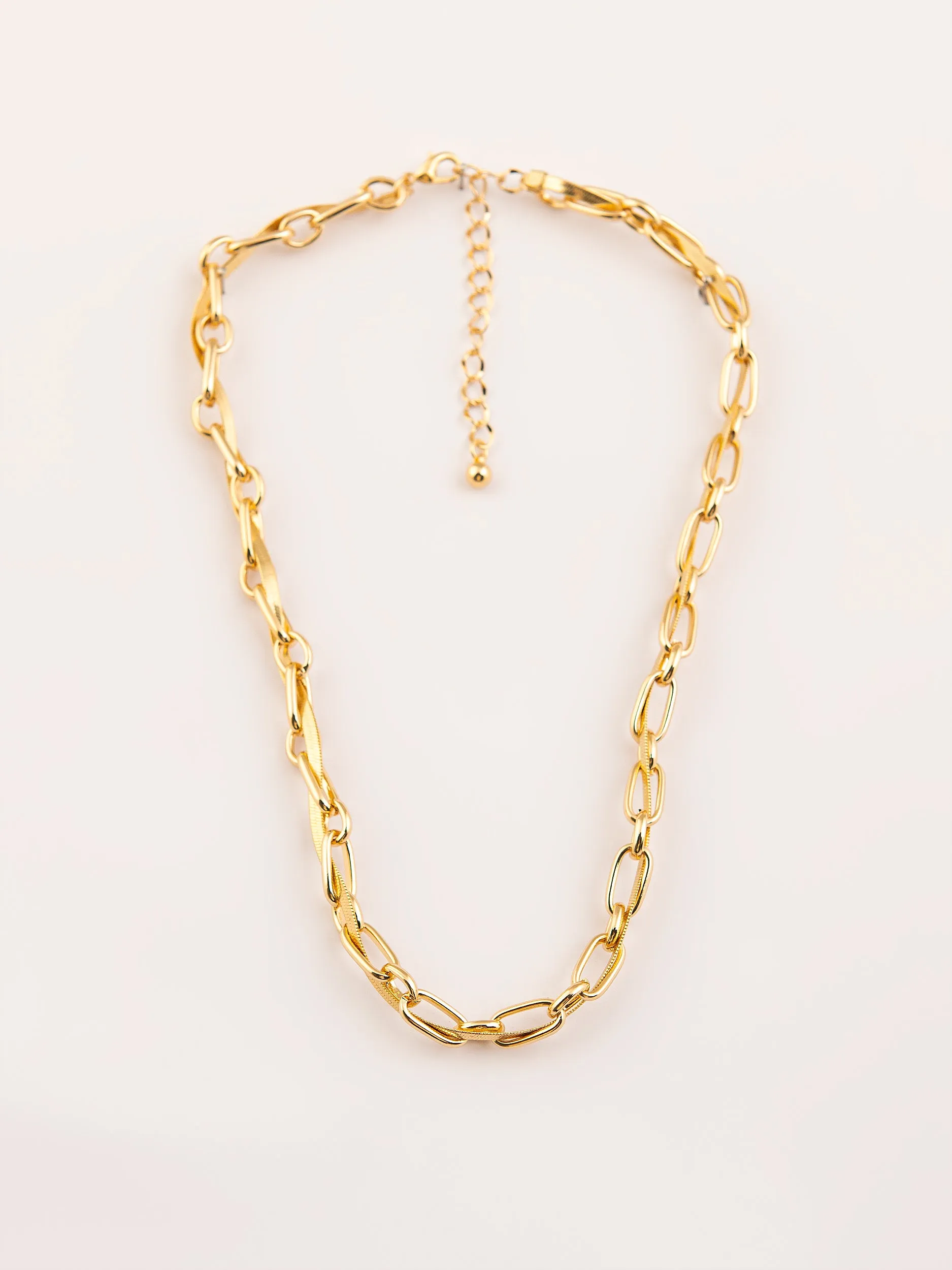 Classic Twisted Necklace