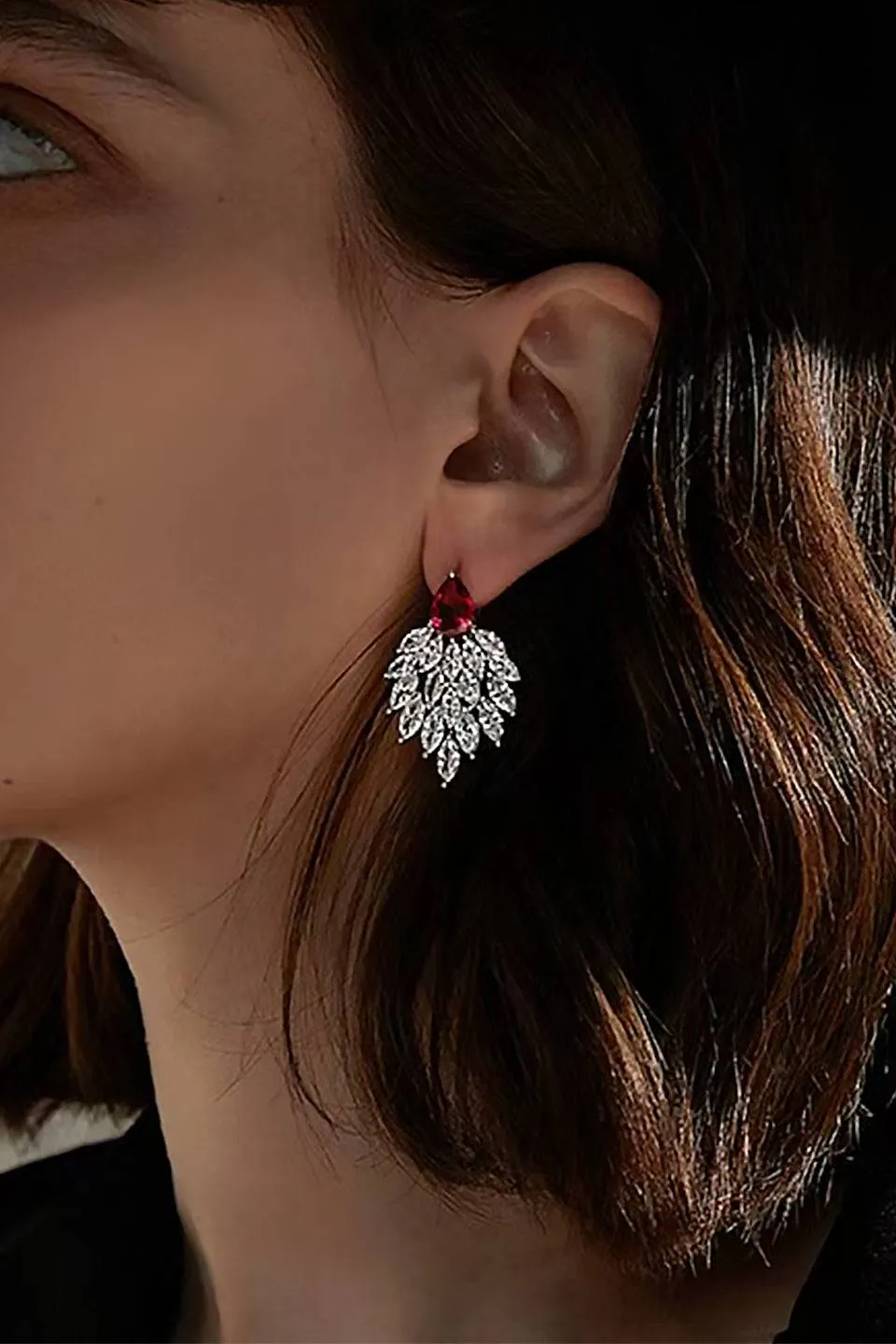 Curveins White Leaf-Shaped Zirconia Earrings