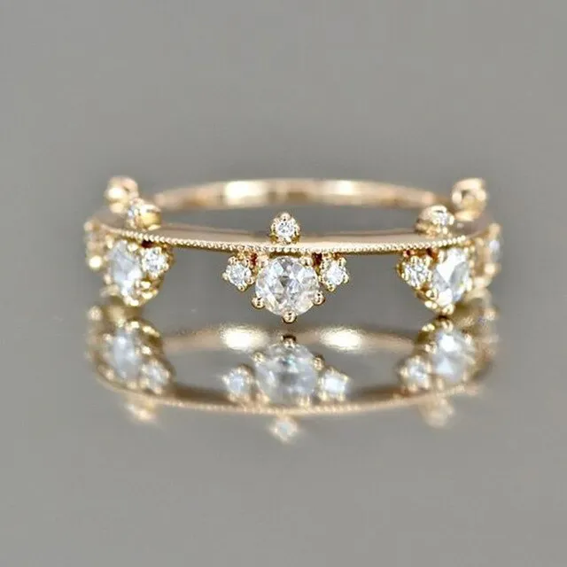 Elegant Flower Ring