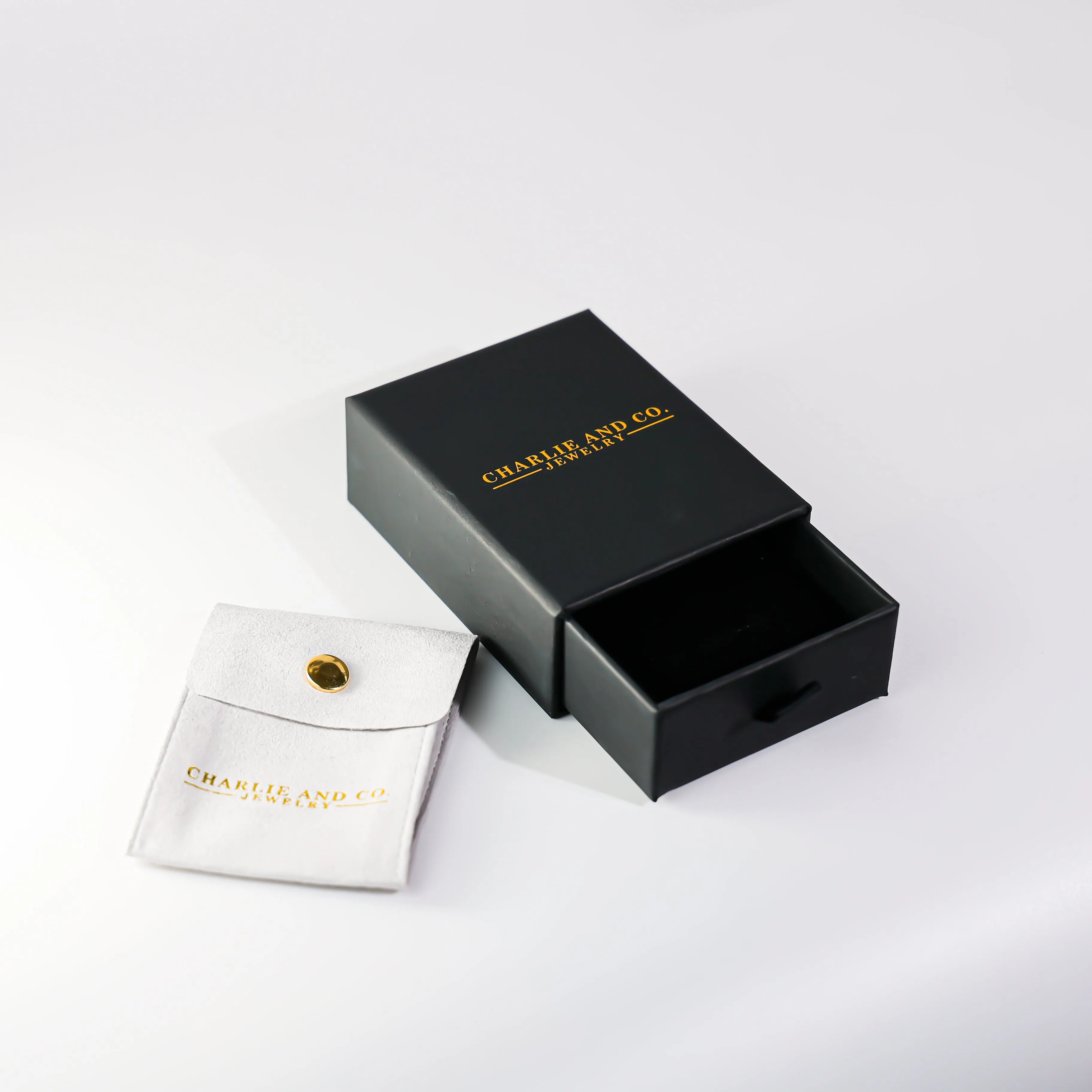 Gold Diamond-Cut Polished Lightning Bolt Pendant