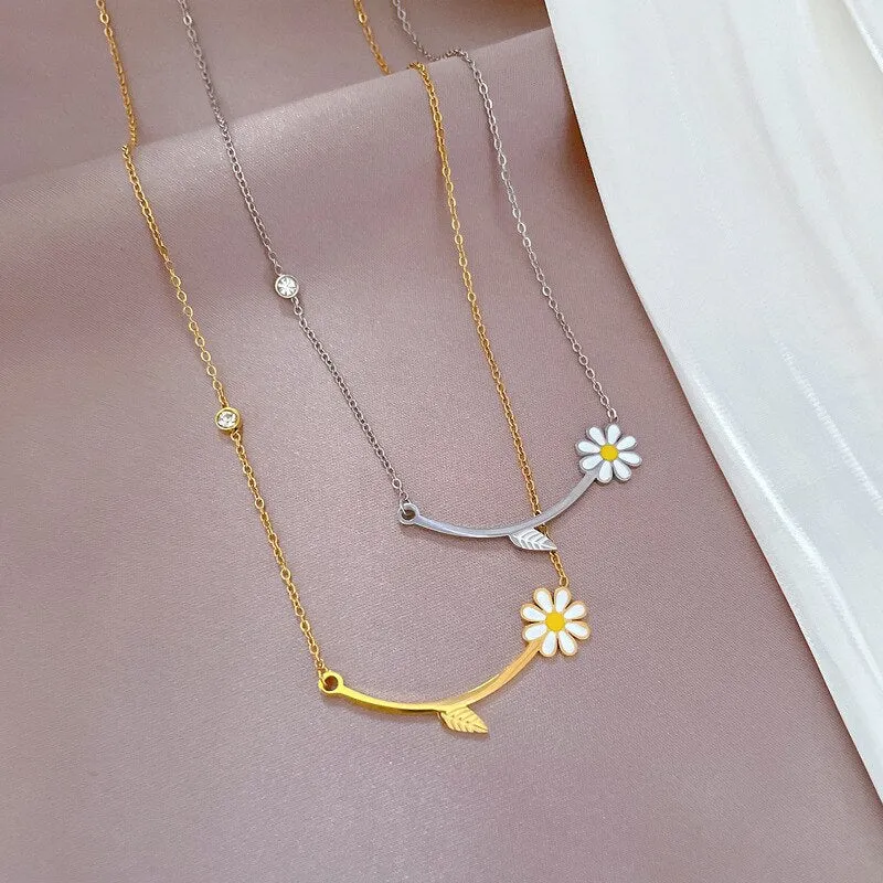 Gold Plated Elegant Leaves Daisy Flower Pendant Neckalce For Women