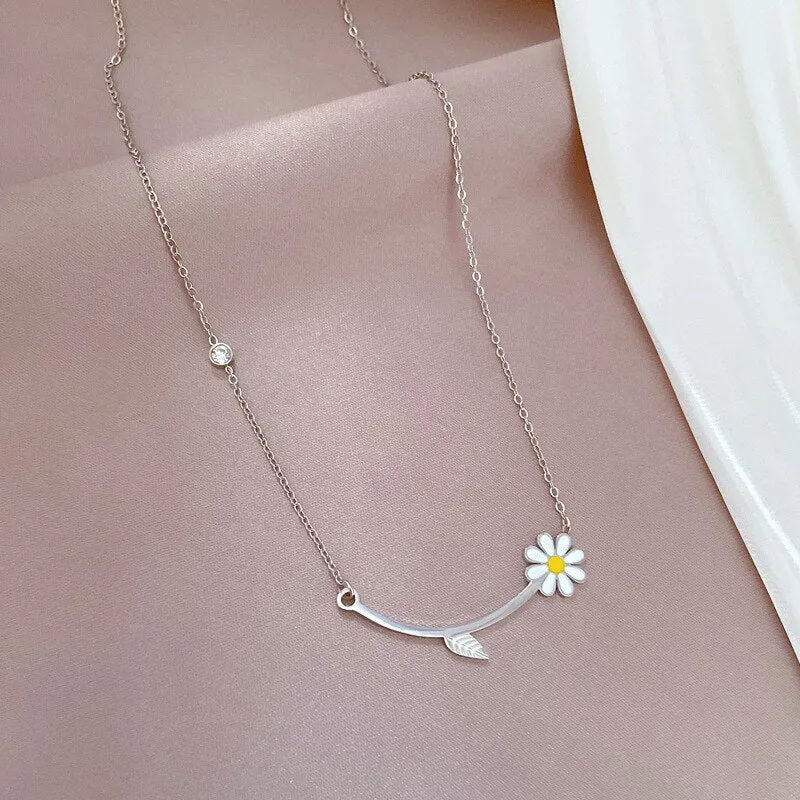 Gold Plated Elegant Leaves Daisy Flower Pendant Neckalce For Women