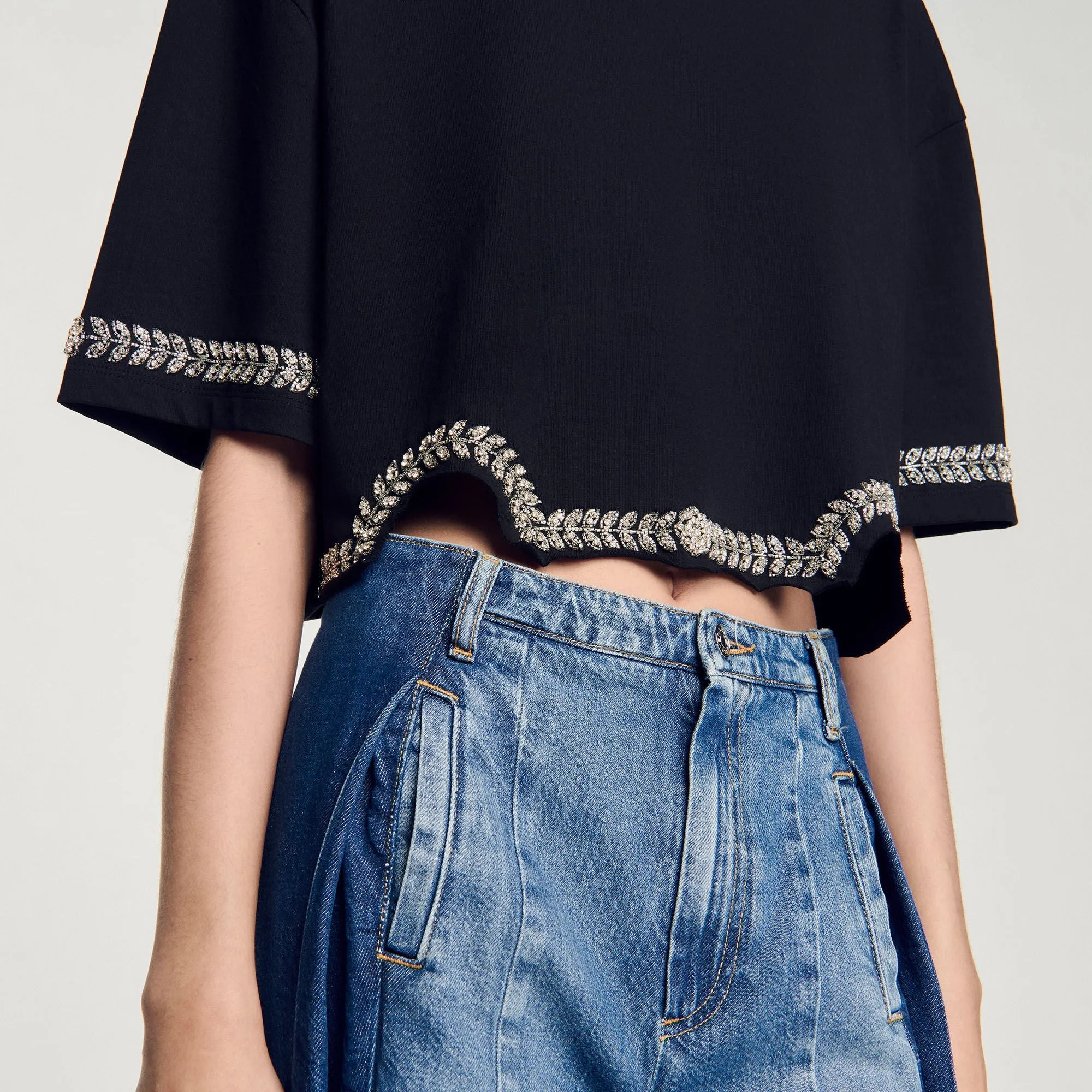 Larry Rhinestone Cropped T-Shirt Black