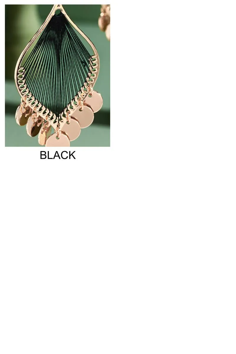 Leaf Shaped Dangle Earrings with Charms: Beige(Beige-gd) / OS