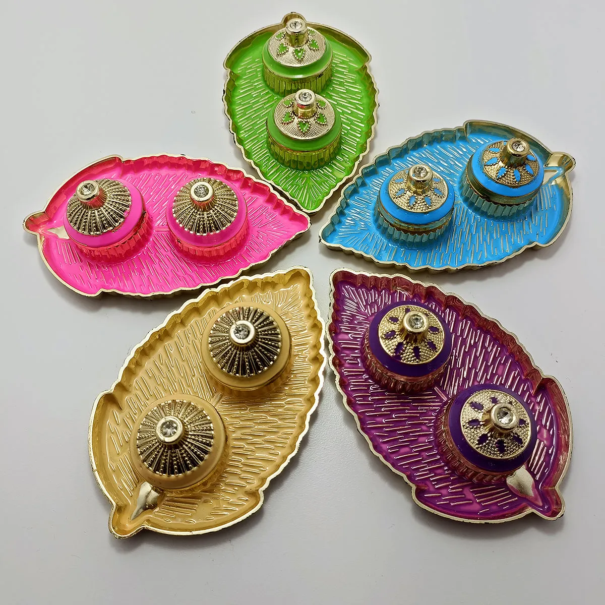 Leaf Shaped Thali With Haldi Kumkum Akshat Containers Gift Festive Gift Haldi Kumkum Return Gift Puja/Wedding Return Gift (D3)