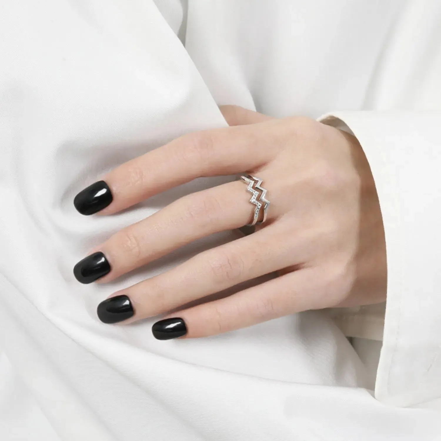 LOVCIA Wave Shape Inlaid Zircon Open Ring