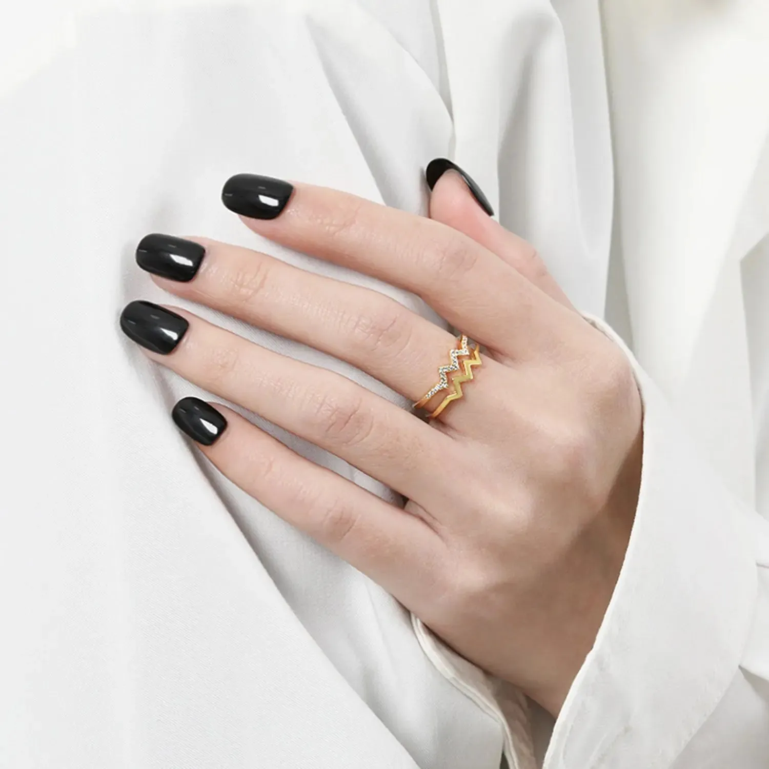 LOVCIA Wave Shape Inlaid Zircon Open Ring
