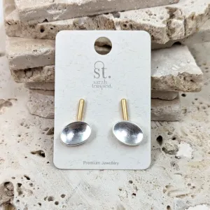 Oval and bar elements contemporary earrings