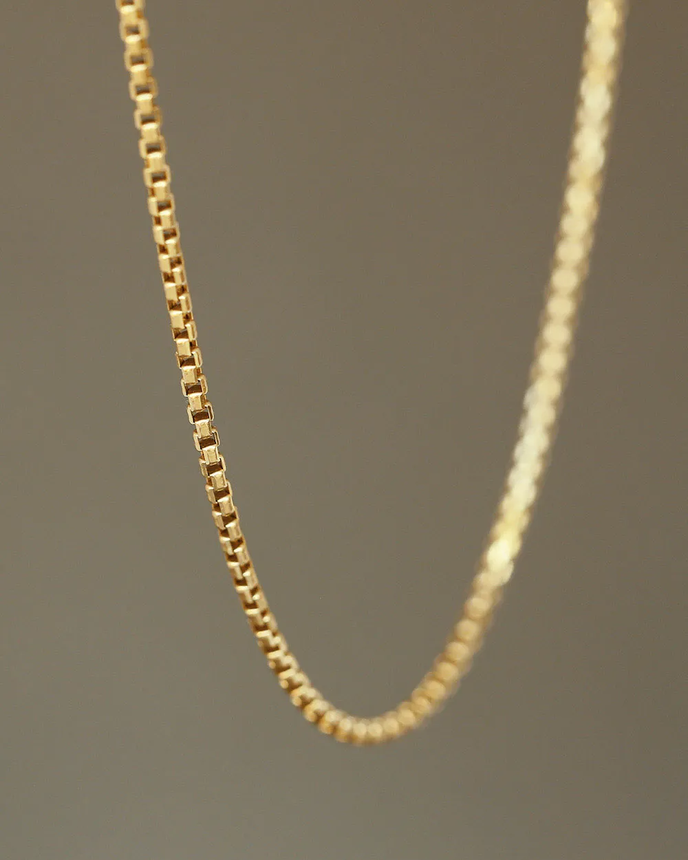 Round Box-Cut Gold Chain
