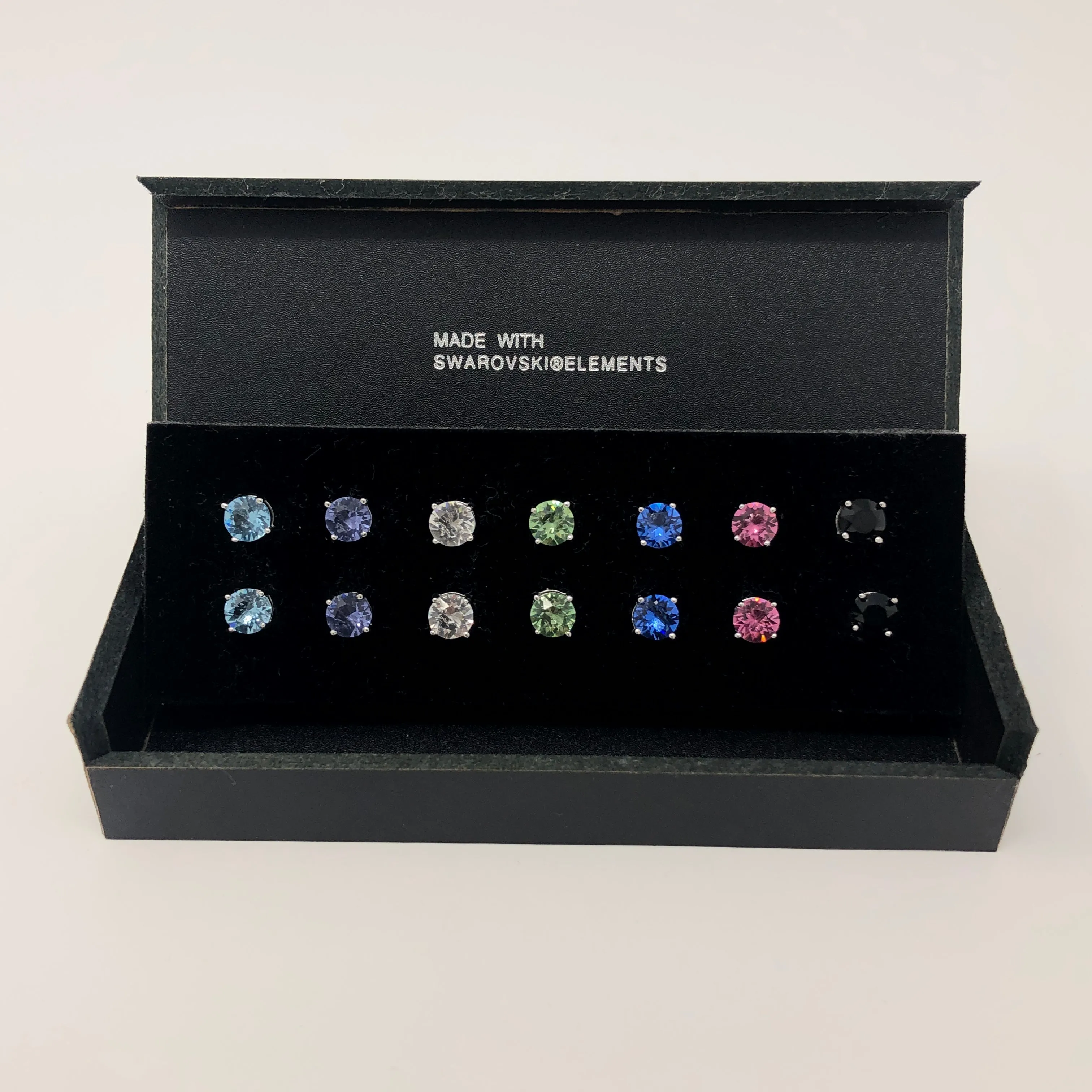 Set of Round-Shaped Colorful Studs