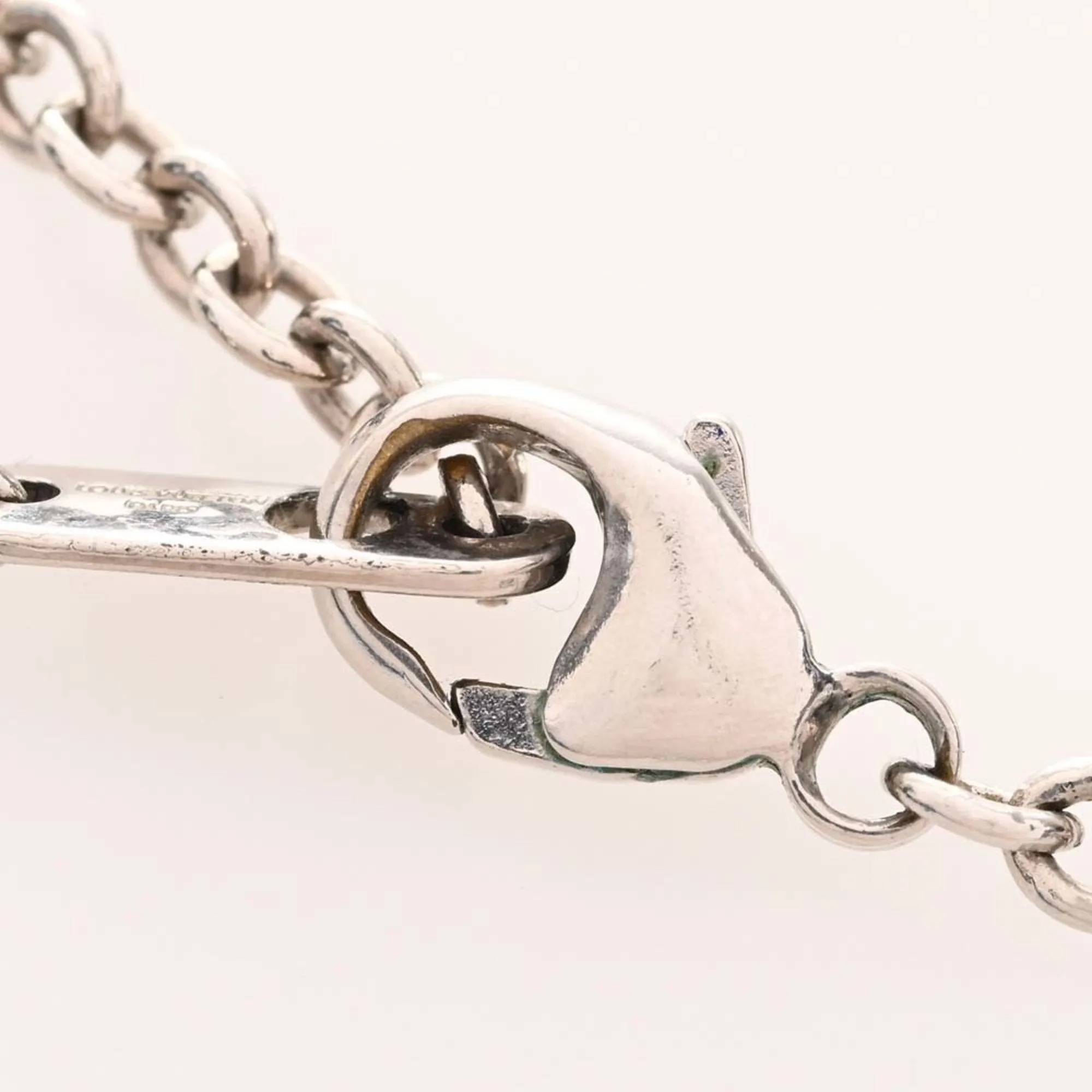 Trendy Inspired Louis Vuitton Lv Key Necklace M00678 Silver Men's