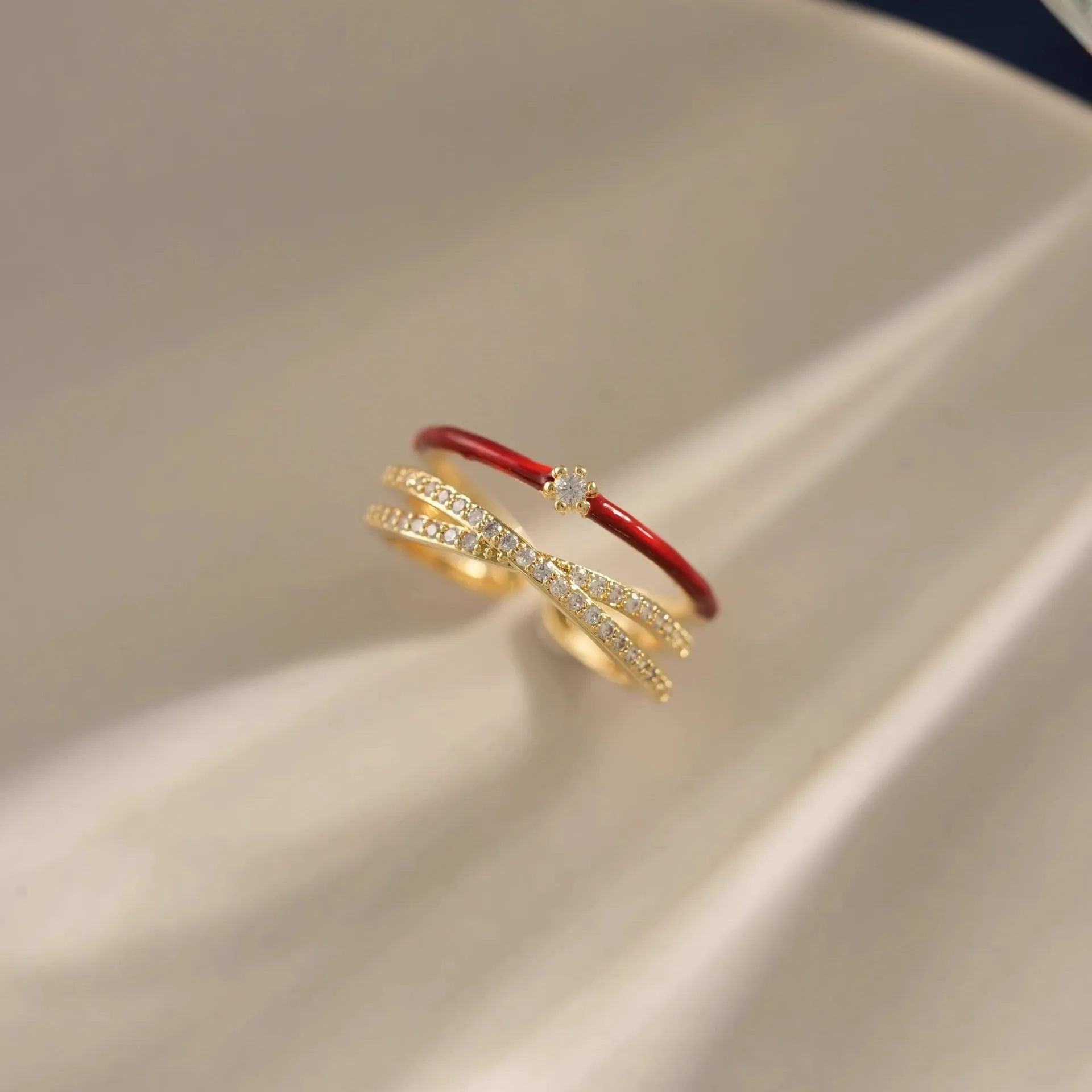 Wholesale Snake-shaped staggered diamond ring retro versatile niche open ring