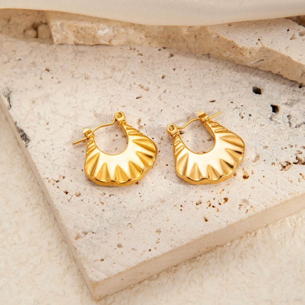 Wholesale Trendyy Metal Titanium Steel Geometric Glossy Retro Versatile Stainless Steel Earrings