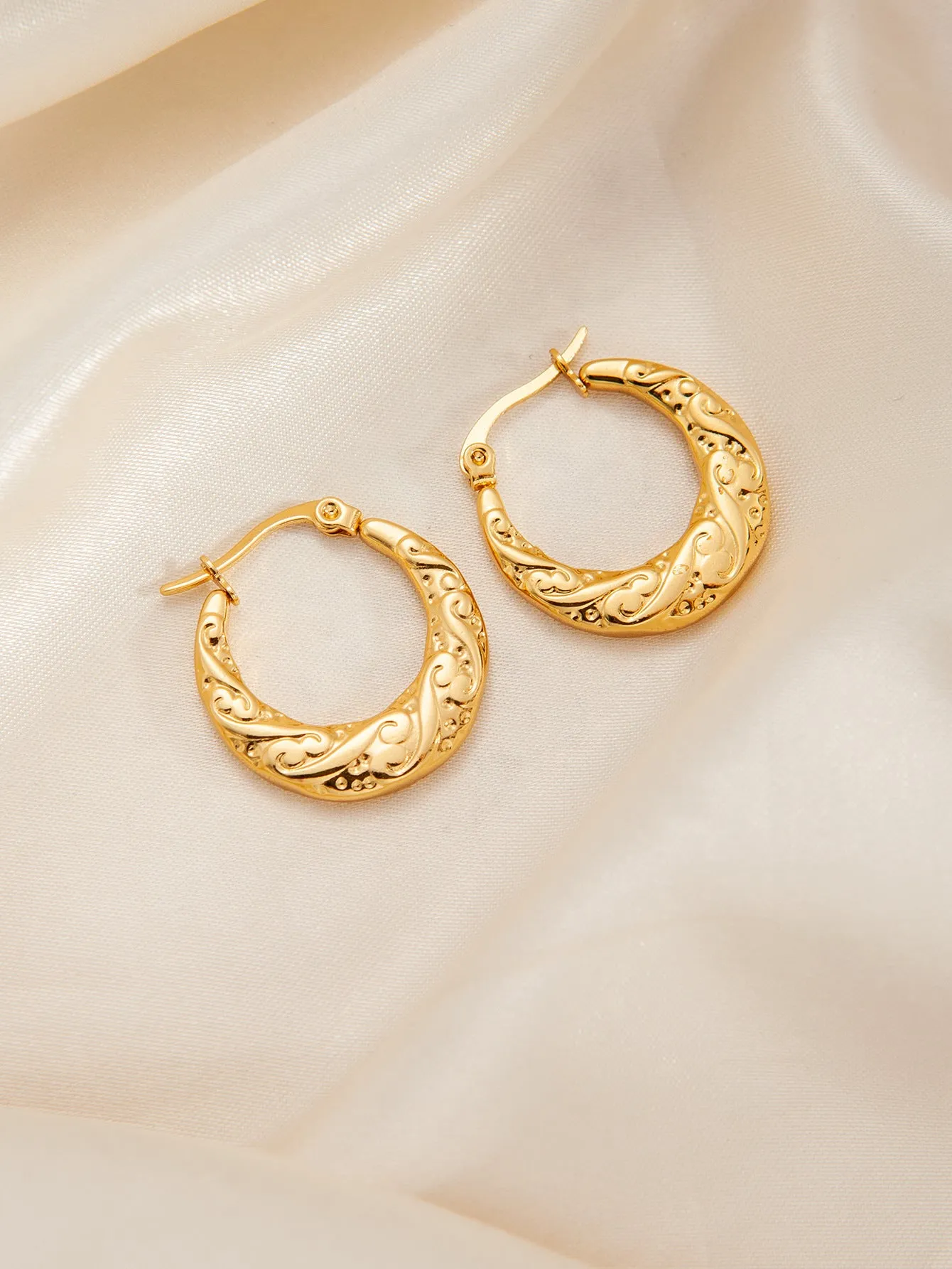 Wholesale Trendyy Metal Titanium Steel Geometric Glossy Retro Versatile Stainless Steel Earrings